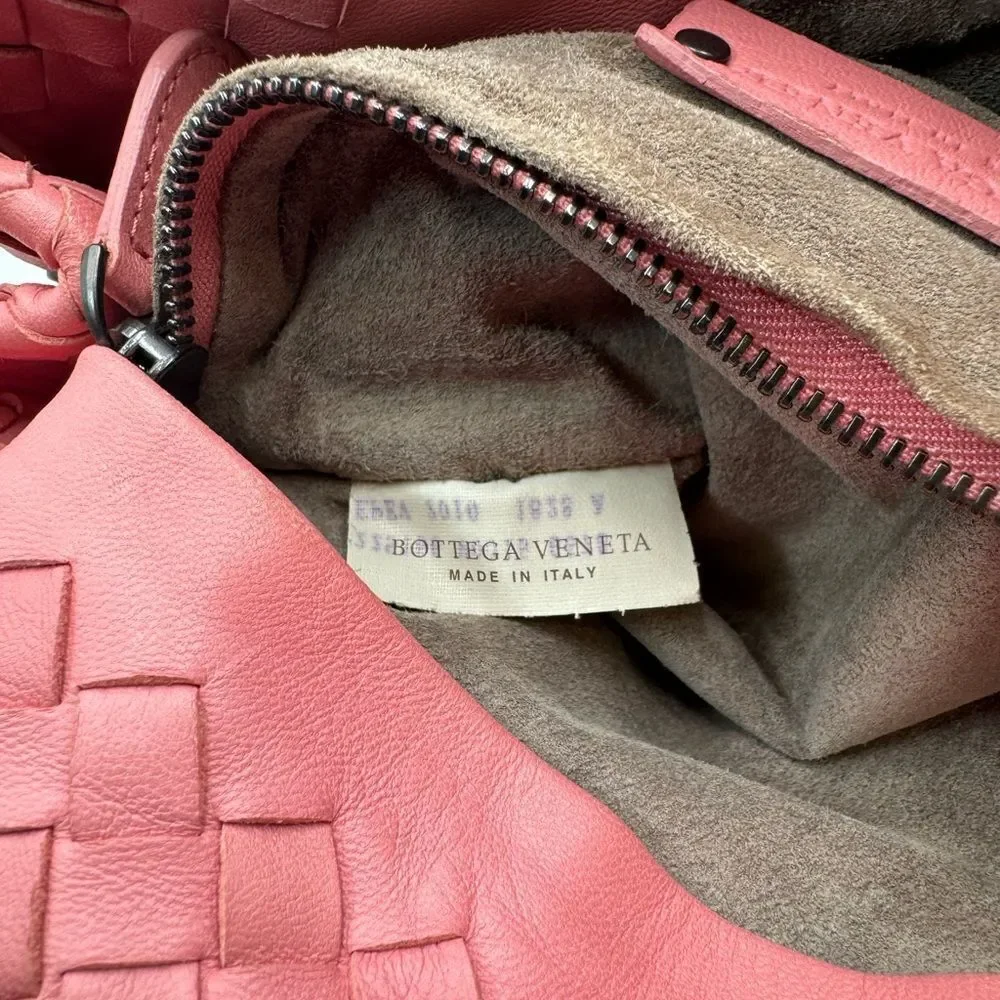 Auth Bottega Veneta Light Pink Leather Intreciatto Bucket Bag Preloved Purse